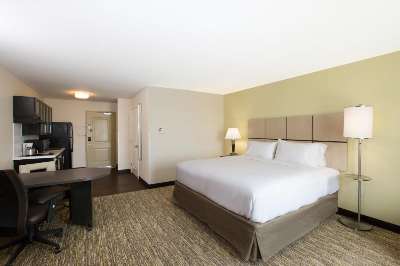 Candlewood Suites - Omaha Millard Area By Ihg Exterior foto